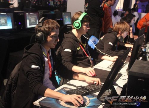 中的关键作 中的关键作